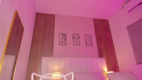 Hi guys i am Zoe  online show from January 2026 05:27:02 PM