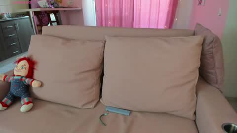 zoe_sullivan_ online show from January 2025 12:24:01 PM