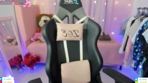 zoe_sullivan_ online show from March 2026 09:16:01 AM