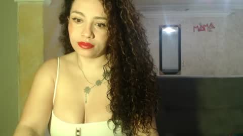 Snapshot of zoe_tai chatting on July 2026 08:21:02 AM zoe tai online show from July 2026 08:21:02 AM
