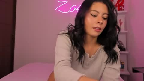 Snapshot of zoecams chatting on May 2026 07:52:02 PM zoecams online show from May 2026 07:52:02 PM