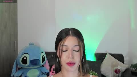  zoee jackson online show from September 2025 01:49:01 AM