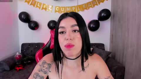  zoee jackson online show from April 2026 06:19:02 PM