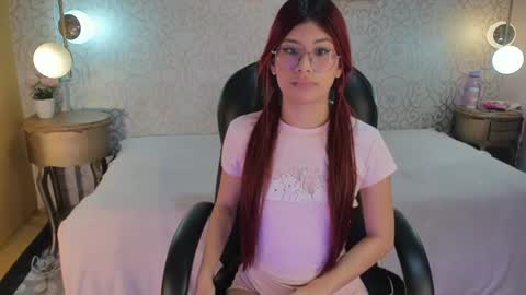 Snapshot of zoeecarter_ chatting on April 2026 11:55:02 AM zoeecarter_ online show from April 2026 11:55:02 AM