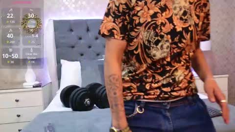 Zoe Krug online show from December 2025 11:36:02 AM