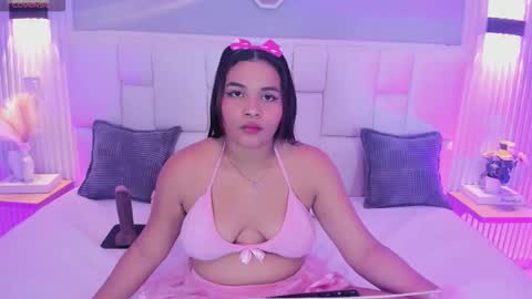 Zoe online show from March 2026 03:39:01 AM