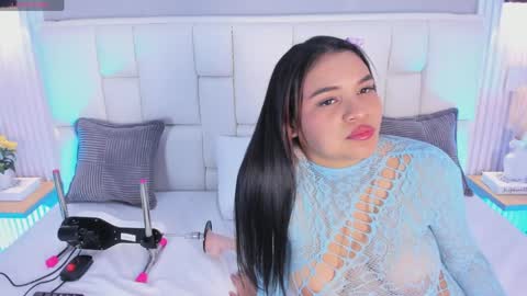 Zoe online show from April 2026 04:12:02 AM