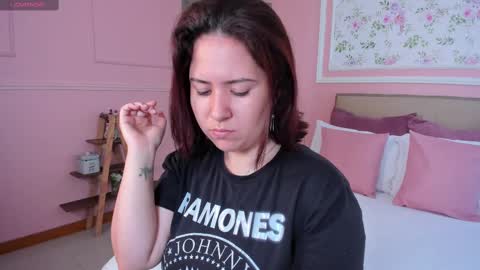 Zoes online show from March 2025 11:44:02 AM