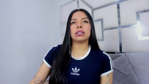 ZoeSwam online show from September 2025 11:33:02 AM