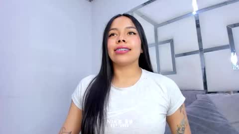 ZoeSwam online show from November 2025 12:08:02 PM