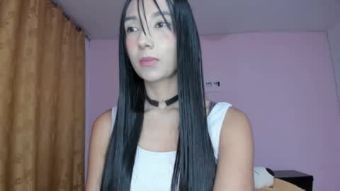 Snapshot of zoey_babyqueen19 chatting on March 2026 01:33:01 AM Zoey online show from March 2026 01:33:01 AM