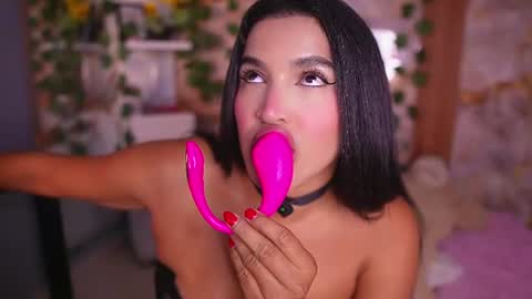 Snapshot of zoey_fox_ chatting on June 2026 01:06:01 AM zoey fox online show from June 2026 01:06:01 AM