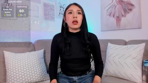 Snapshot of zoey_monroe_ chatting on May 2026 12:43:01 PM Zoey online show from May 2026 12:43:01 PM