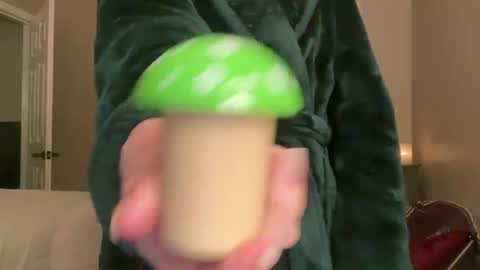 Snapshot of zoeydanner chatting on February 2025 04:27:01 AM Zoeydanner online show from February 2025 04:27:01 AM