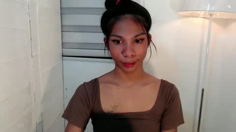 Snapshot of zoeygorgeous19 chatting on February 2025 06:33:01 AM zoey online show from February 2025 06:33:01 AM