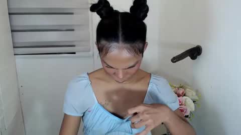 Snapshot of zoeygorgeous19 chatting on February 2025 02:42:02 AM zoey online show from February 2025 02:42:02 AM