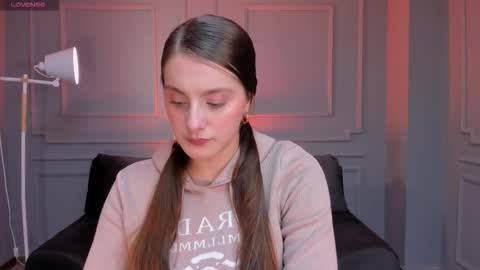 Zoey Walker online show from November 2025 11:44:02 AM