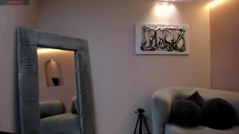 Zoey Walker online show from November 2025 12:03:01 PM