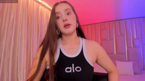 Zoey Walker online show from November 2025 12:15:02 PM