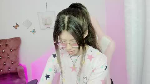 Alicie online show from October 2025 04:53:02 AM