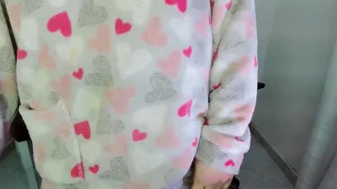 Alicie online show from December 2025 04:30:02 AM