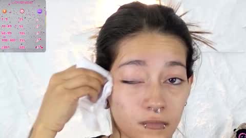 Snapshot of zorravioleta chatting on November 2025 12:04:01 PM Violeta online show from November 2025 12:04:01 PM