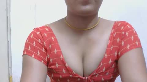 Zoya online show from April 2026 02:40:02 PM