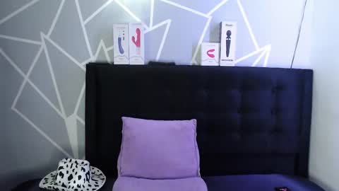 zpzphot online show from September 2025 10:33:02 PM