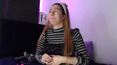 zpzphot online show from October 2025 08:42:01 PM