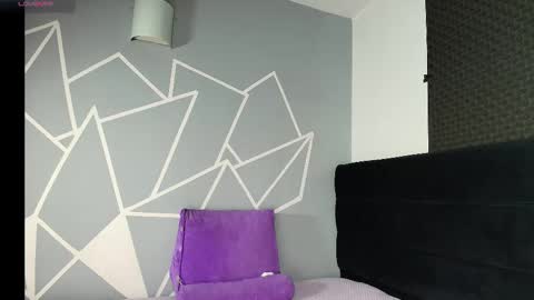 zpzphot online show from March 2026 11:33:01 PM