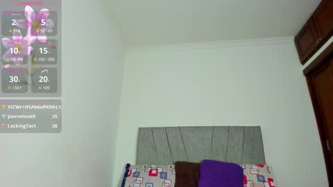 Snapshot of zule__williams chatting on October 2025 12:30:01 AM zule online show from October 2025 12:30:01 AM