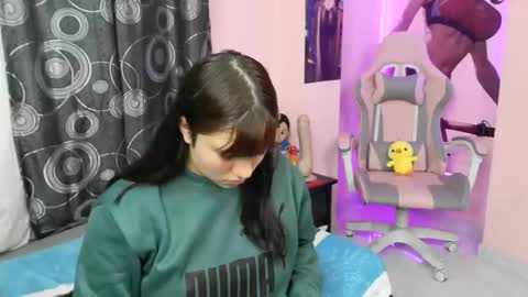 zulemapiel online show from February 2026 03:15:01 AM