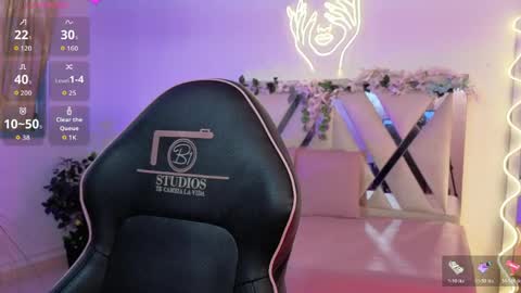 ZURY   online show from April 2026 11:46:02 AM