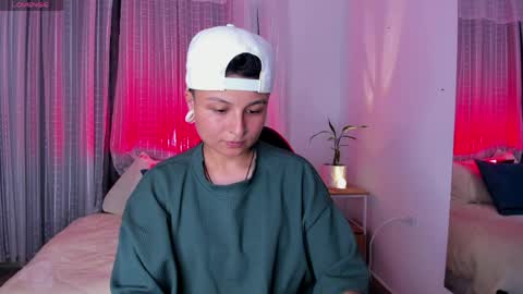 Zury Ramirez online show from April 2026 10:25:02 PM