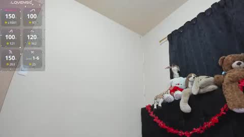 Snapshot of zusan_king_ chatting on July 2026 12:32:02 AM Im Zusan My schedule is from 1030pm to 430 am colombian time online show from July 2026 12:32:02 AM