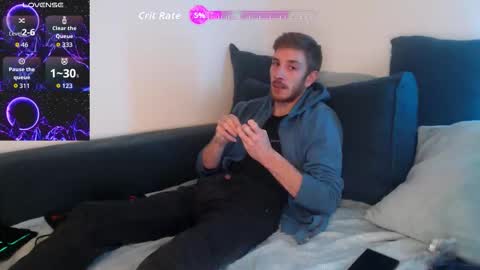 Zuzmoe online show from December 2025 10:15:01 PM