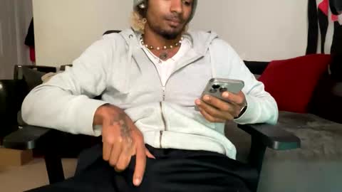 mixedtwinklol online show from November 2025 09:31:02 AM