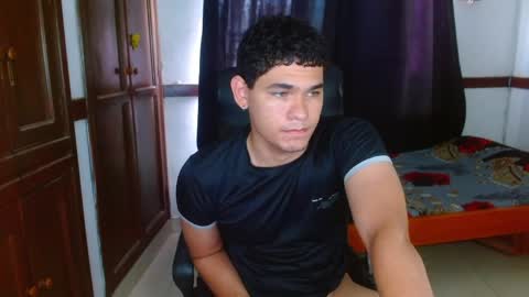 Snapshot of zyrosxk chatting on May 2026 02:57:02 PM antonio felipe online show from May 2026 02:57:02 PM