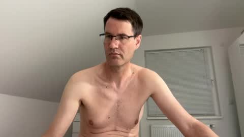 Snapshot of zzz123_cam chatting on June 2026 03:51:02 PM zzz123_cam online show from June 2026 03:51:02 PM