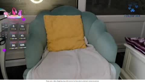 Snapshot of zzzbutterflyxxx chatting on May 2026 09:25:02 AM Miss Carla online show from May 2026 09:25:02 AM
