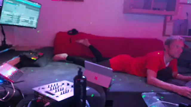 davidgntxxxxx online show from February 2026 06:59:01 PM