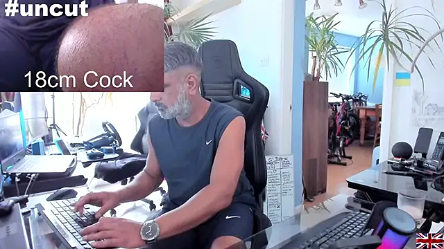 OnlineBossUK online show from March 2025 02:34:02 PM