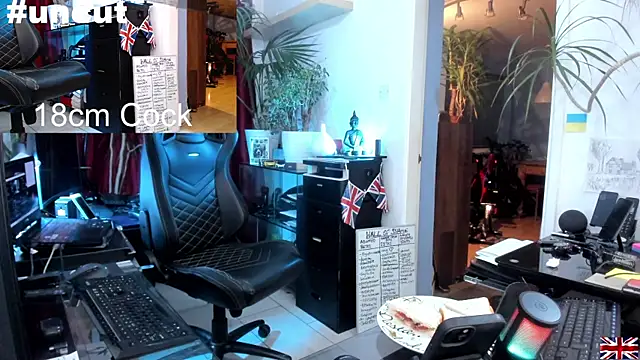 OnlineBossUK online show from March 2025 04:17:02 AM