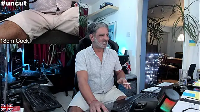 OnlineBossUK online show from September 2025 02:13:02 AM