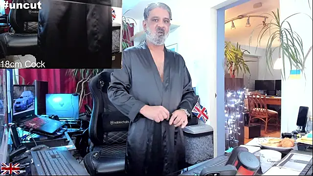 OnlineBossUK online show from October 2025 08:44:02 PM