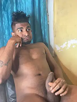 IviedWaster online show from December 2024 12:02:02 AM