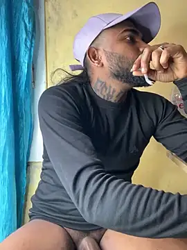 IviedWaster online show from February 2025 12:54:01 AM