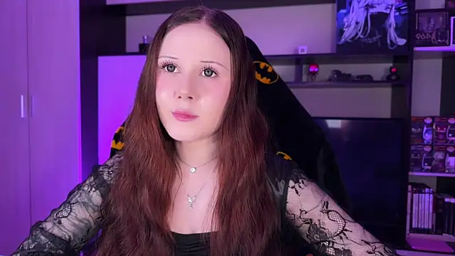 Snapshot of jasminevine chatting on February 2026 07:03:02 AM jasminevine online show from February 2026 07:03:02 AM
