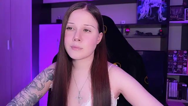 Snapshot of jasminevine chatting on March 2026 08:33:02 AM jasminevine online show from March 2026 08:33:02 AM