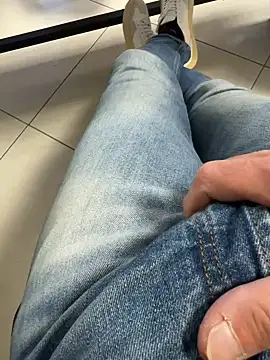 buodiculo online show from February 2025 04:36:01 PM